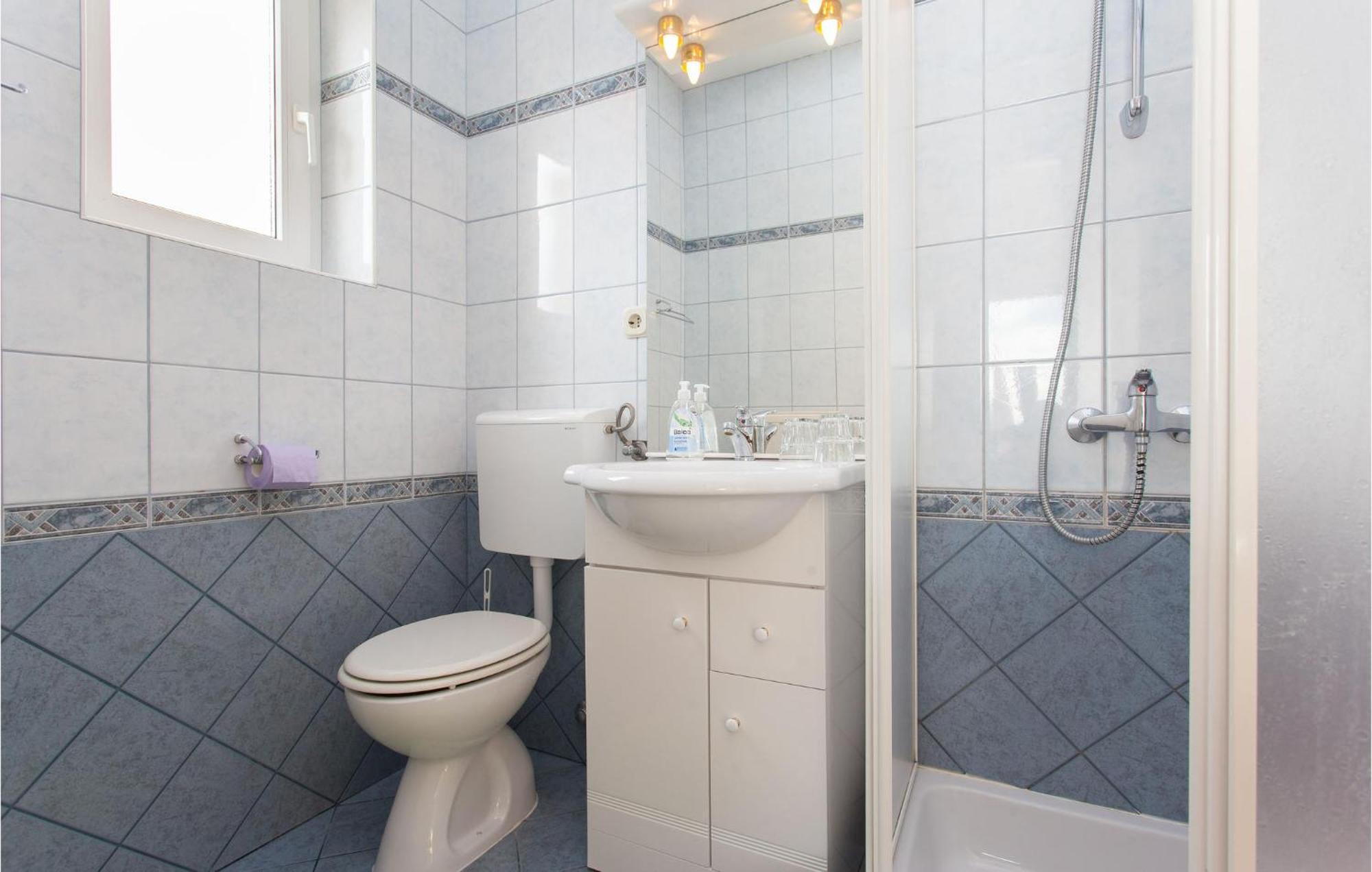 Stunning Apartment In Kornic With House Sea View Екстер'єр фото